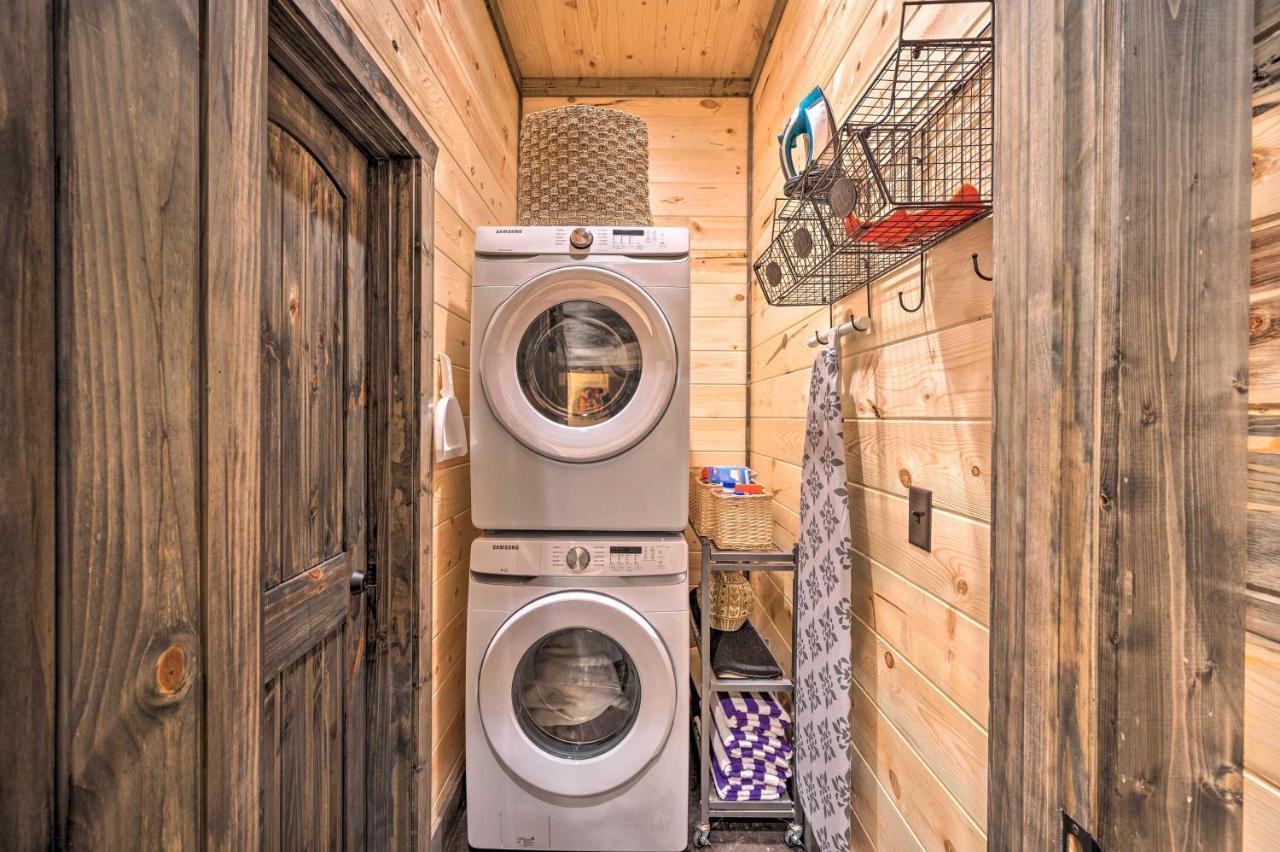 Luxury Cabin In The Woods With Hot Tub And Yard Games! Broken Bow Exterior photo