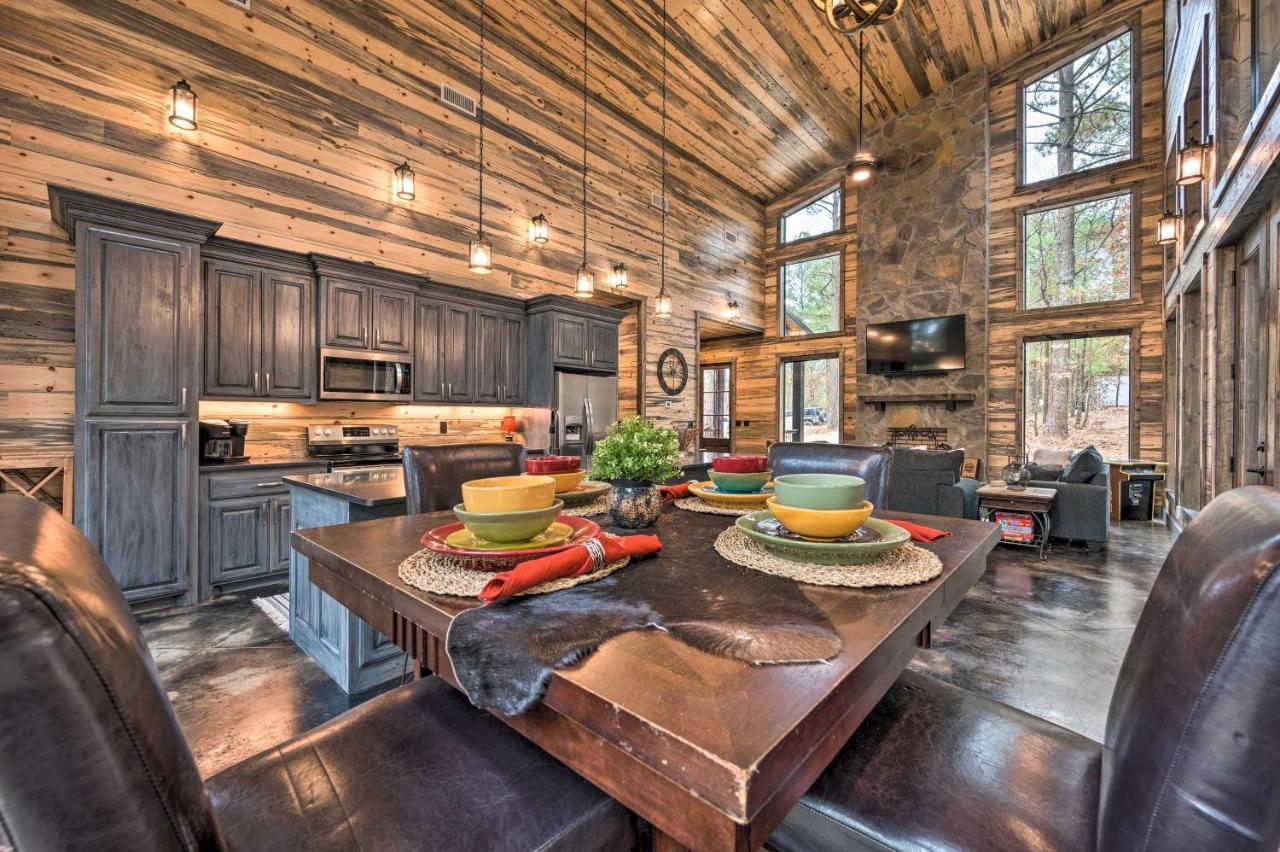 Luxury Cabin In The Woods With Hot Tub And Yard Games! Broken Bow Exterior photo