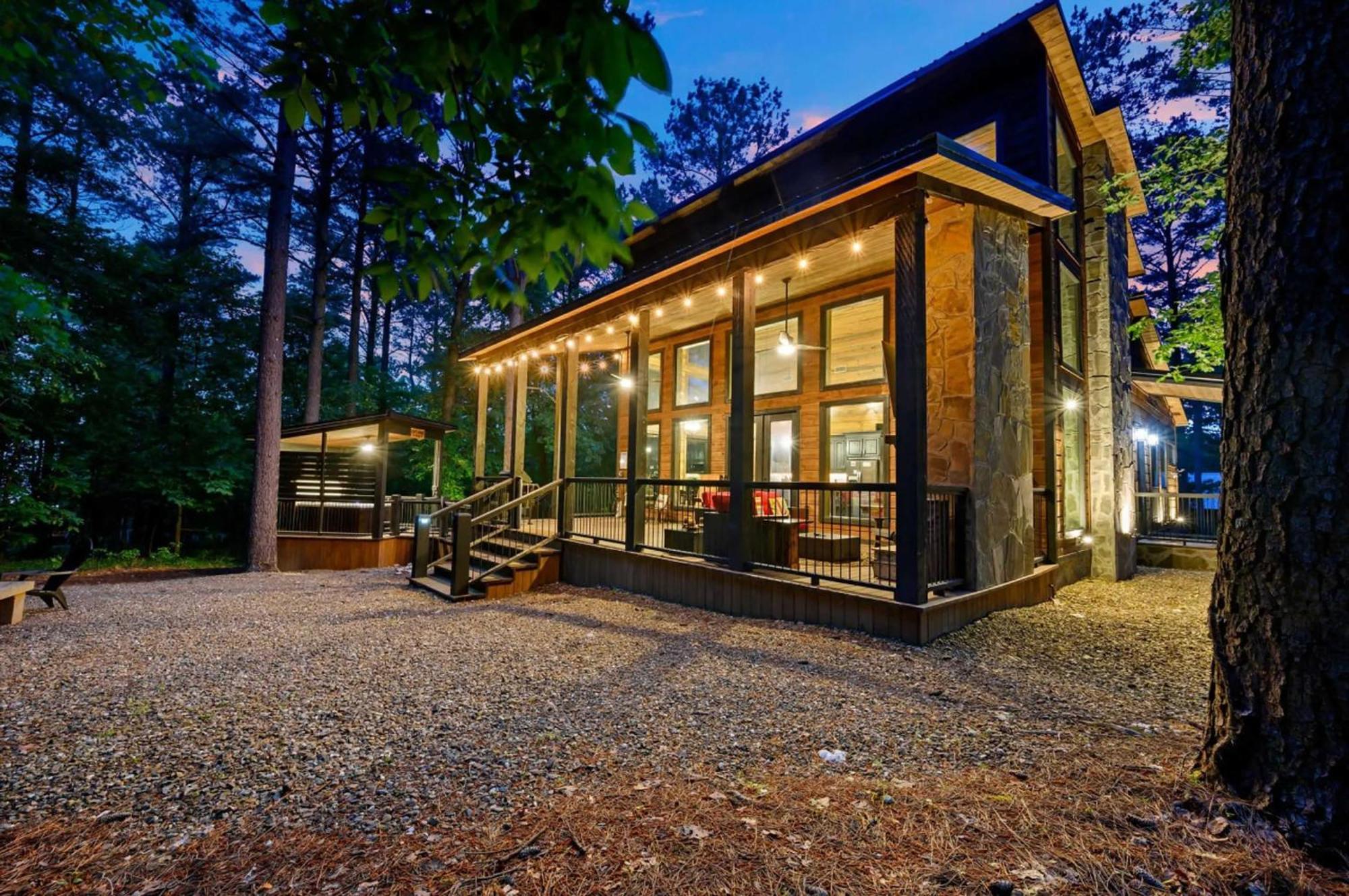 Luxury Cabin In The Woods With Hot Tub And Yard Games! Broken Bow Exterior photo